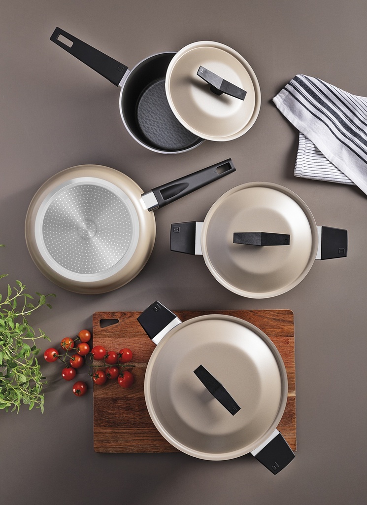 BATERIA DE COCINA TRAMONTINA 28399/341 SPEZIA INDUCCION 4PZS