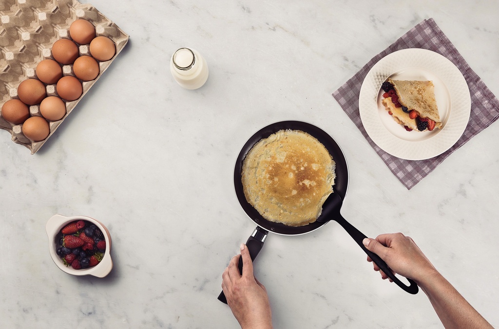 ESPATULA TRAMONTINA 25160/100 ABILITY NEGRO